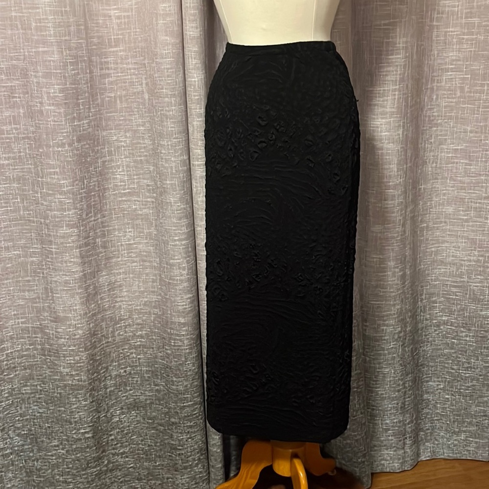 Long black pencil skirt
